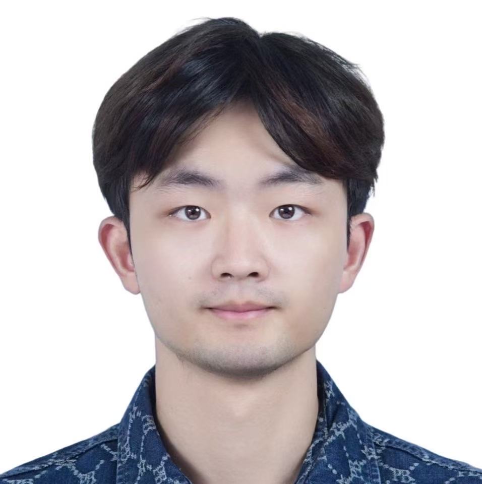Runzhi Deng portrait